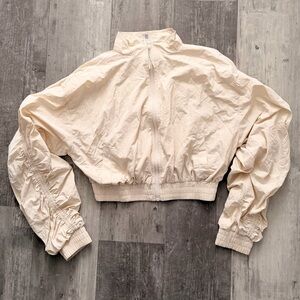 Forever 21 Cream Cropped Bomber Jacket Mesh Lined Full Zip NWOT Size S